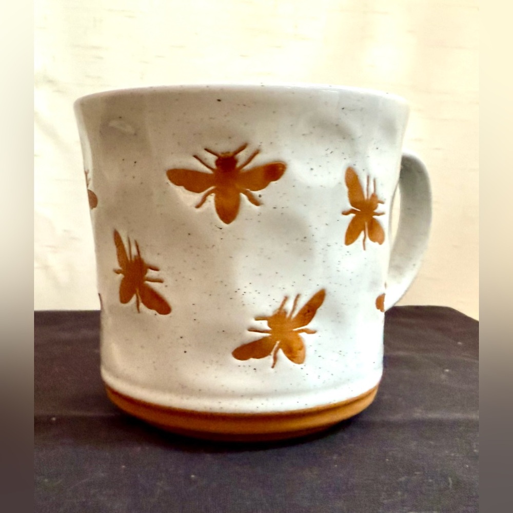 Potter’s Corner ceramic mug. 16oz